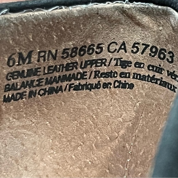 Caslon Black Suede Pointed Toe Flats Size 6 Women’s - Picture 4 of 8